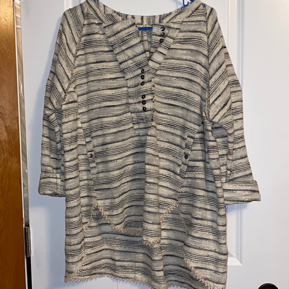 Over sized sweater